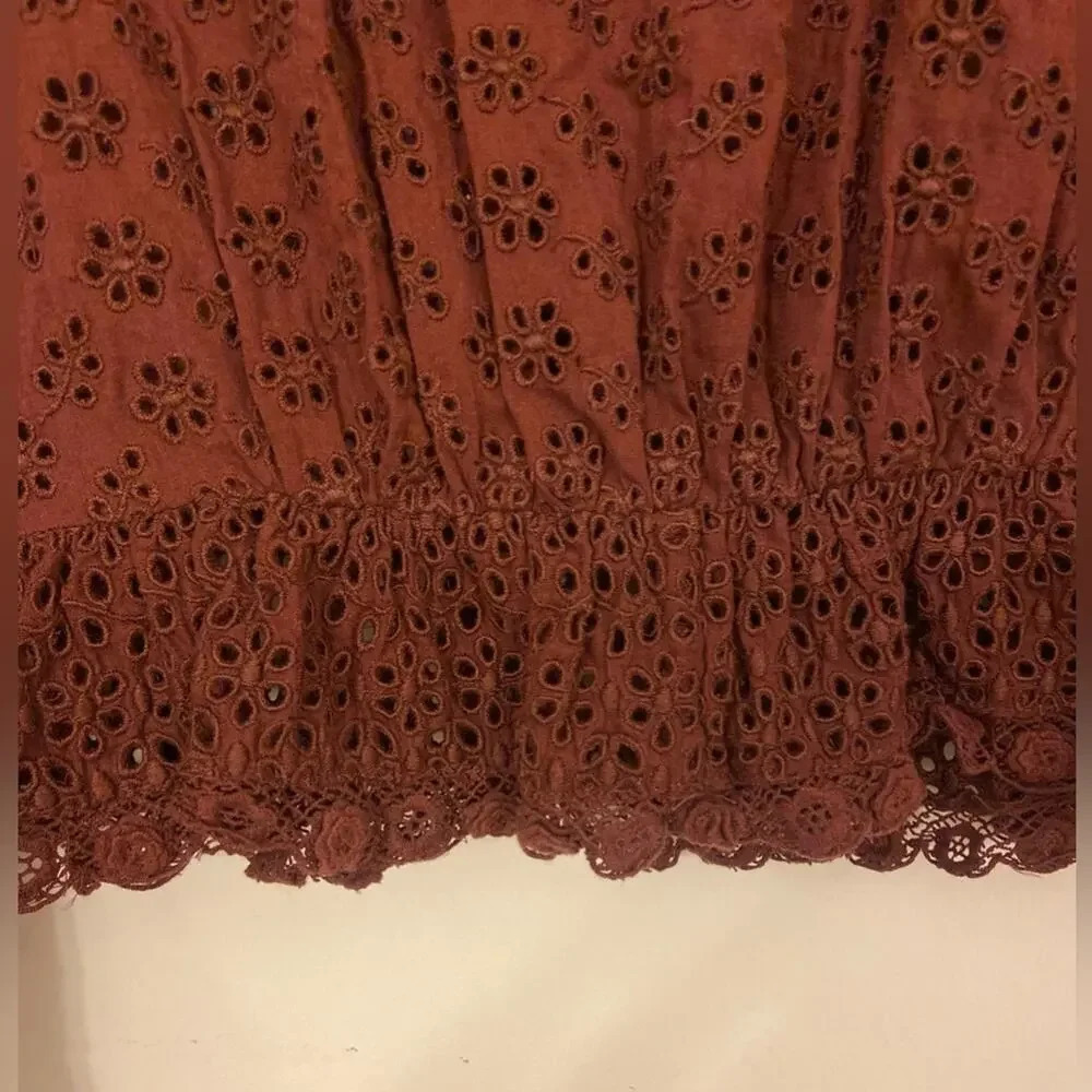 Doen Floryn Lace Trimmed Ruffled Top Antique Walnut Size Medium - Picture 6 of 10
